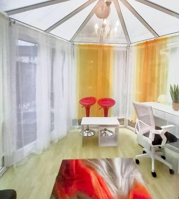 Golden Plush Suites - Beautiful Luxury 3 Bed House In 莱切斯特 外观 照片